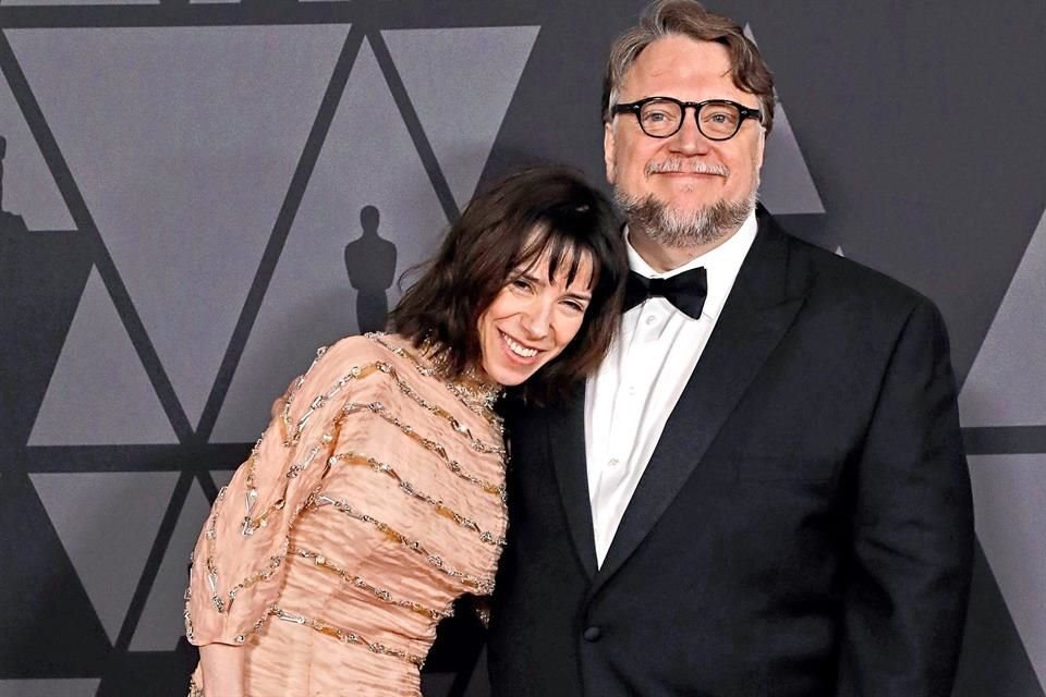 La actriz Sally Hawkin  y el director Guillermo del Toro.