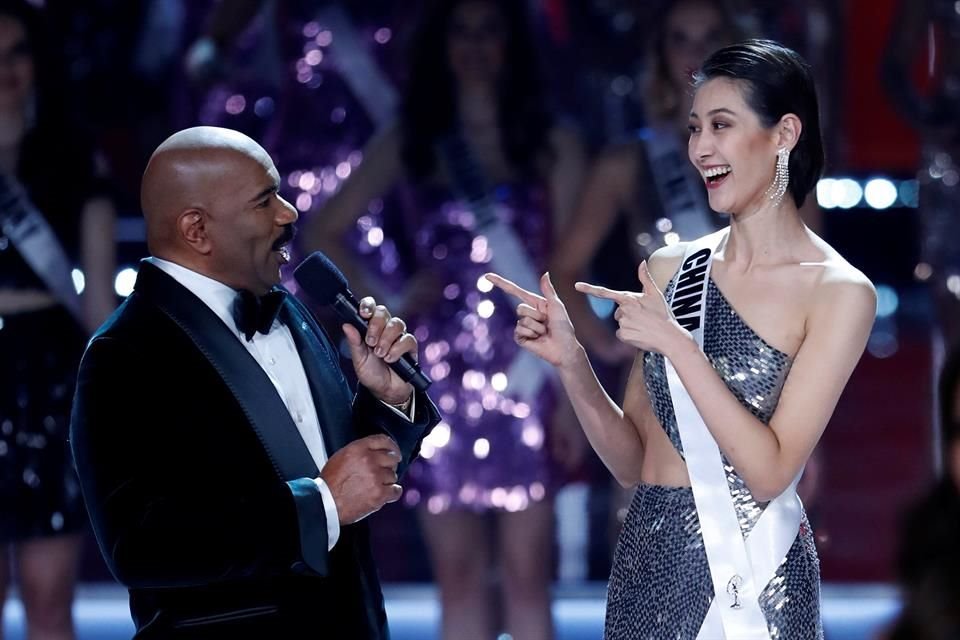 Roxette Qui, representante de China, pasó al Top 16 de participantes.