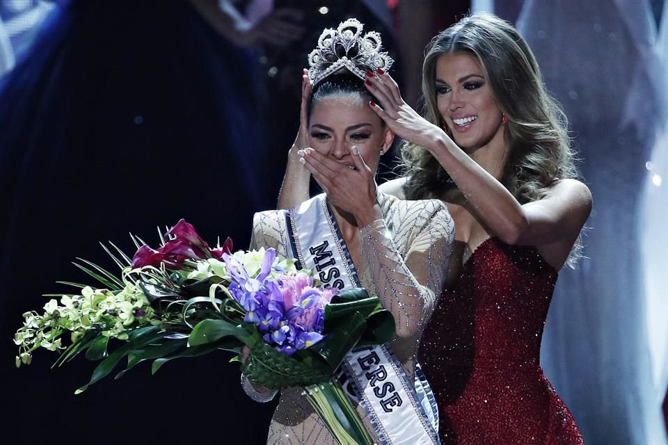 26 de noviembre de 2017.- La sudafricana Demi-Leigh Nel-Peters se llevó el nombramiento de Miss Universo este domingo.