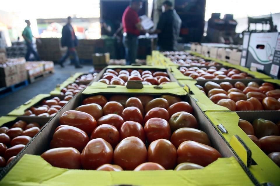 La ITC evaluará si las exportaciones de tomate mexicano causaron daño a la industria de EU; se espera que su resolución final la dé el próximo 4 de diciembre.