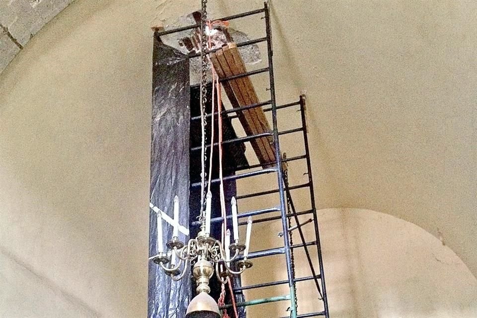 Así se repara la horadación en la bóvedad.