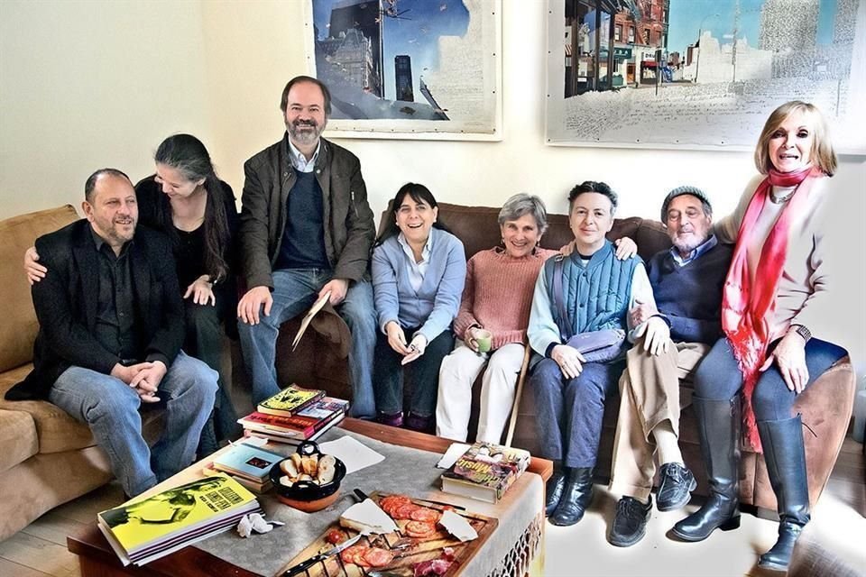 Juan Villoro, Carmen Boullosa, Blanche Petrich, Marta Durán de Huerta, Vicente Rojo y Bárbara Jacobs conforman el órgano asesor del Consejo Consultivo Ciudadano de Casa Refugio Citlaltépetl.