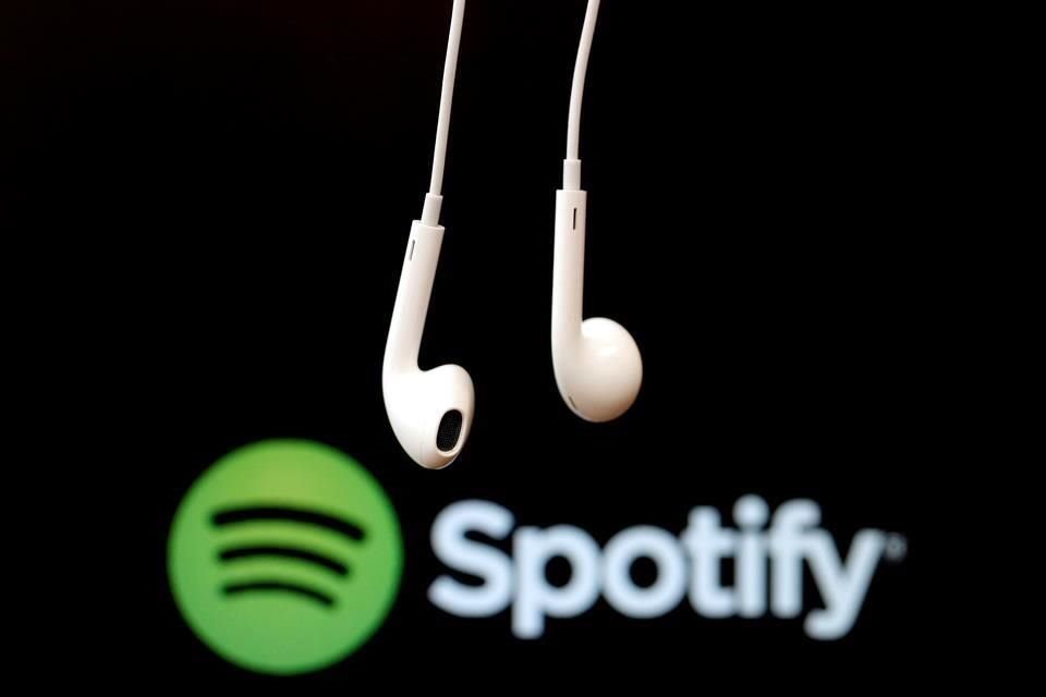 A partir del 1 de junio, las plataformas digitales como Spotify comenzaron a incluir el IVA en las facturas.