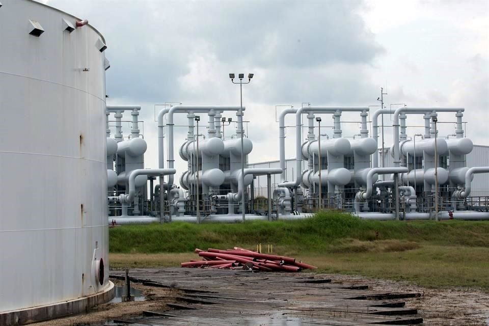 En abril, se han entregado 1.1 millones de barriles al almacenamiento de la Reserva Estratégica de Petróleo.