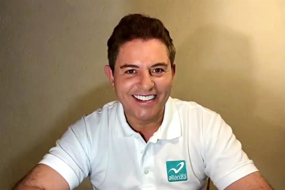 Ernesto aspira a ser diputado por el Distrito 8 del Estado de México, postulado por Nueva Alianza.