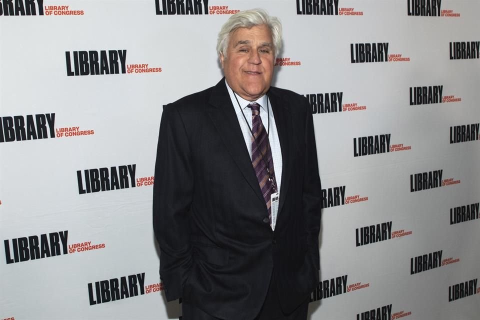 El comediante Jay Leno pidió disculpas por las veces en las que se burló de los ciudadanos asiáticos durante su programa.