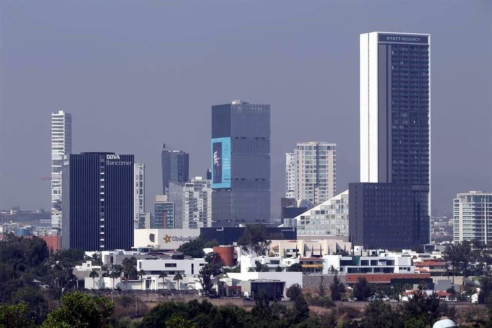 Las colonias con mayor plusvalía son Puerta de Hierro, Puerta del Bosque y  Puerta Plata, ubicadas en la zona de Andares.