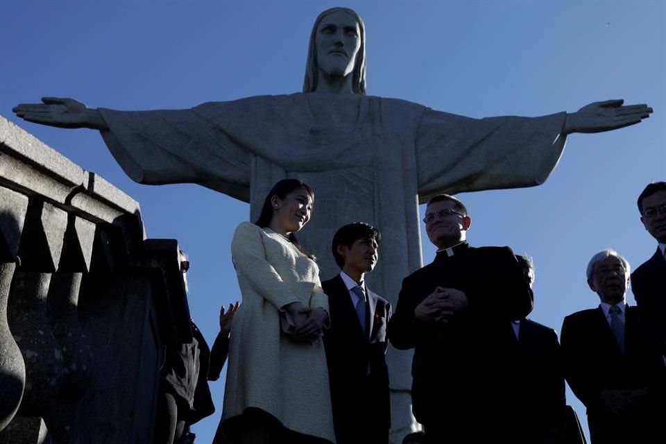 La Princesa Mako visitó el Cristo Redentor.