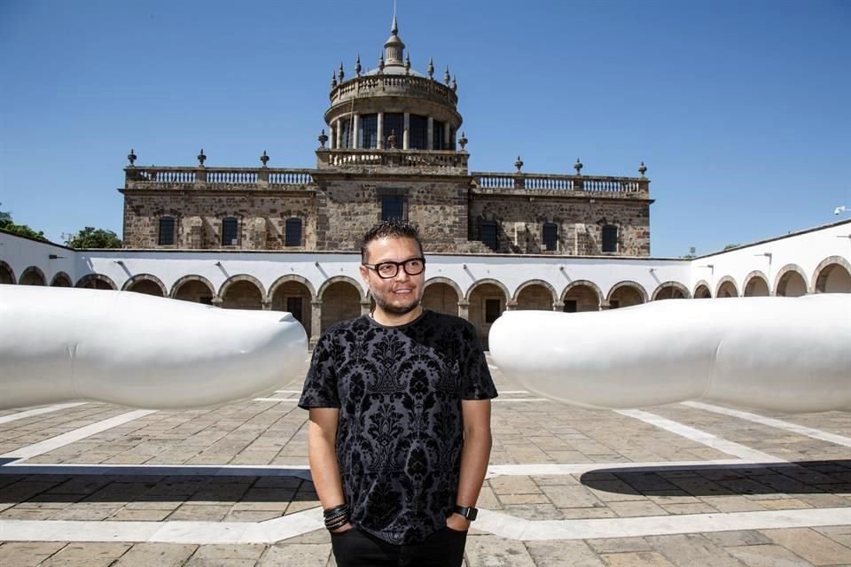 'Tú' es la primera pieza de Rivelino expuesta en Jalisco. Antes estuvo en Reino Unido.