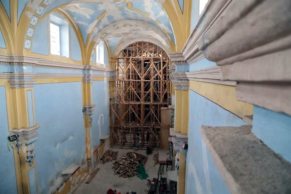 El templo de La Merced, en Atlixco, Puebla, fue de los más dañados por los sismos de septiembre pasado. Hay avances en la restauración.