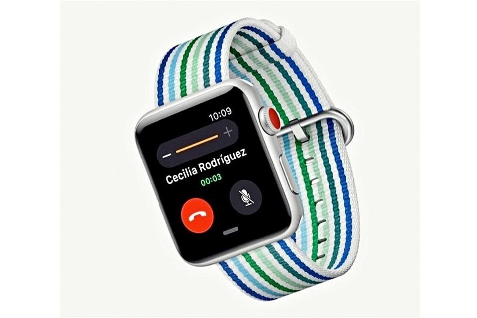 El Apple Watch Series 3 integra conexión celular, es decir, podrás contestar llamadas desde tu muñeca, responder mensajes y escuchar música en streaming.