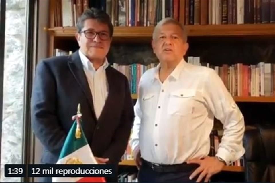 López Obrador difundió en redes sociales un video en el que está acompañado por Monreal.