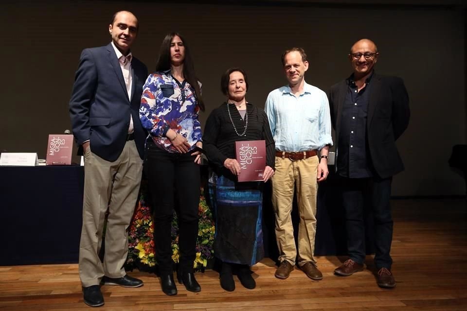 Geney Beltrán, Tania Favela, Mark Schafer y José Luis Bobadilla participaron en el homenaje a la poeta Gloria Gervitz.