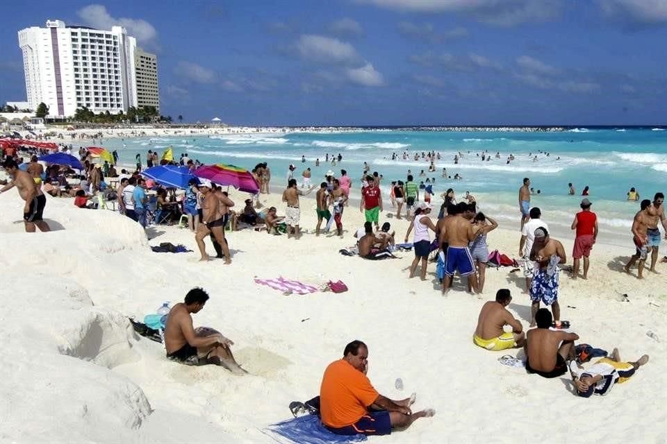 Especialistas del sector turismo consideran que Cancún ha entrado ya en un proceso de saturación.