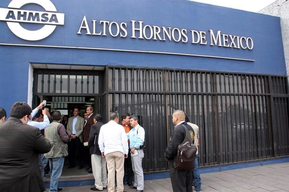 Una jueza federal declaró en quiebra a la empresa Altos Hornos de México.