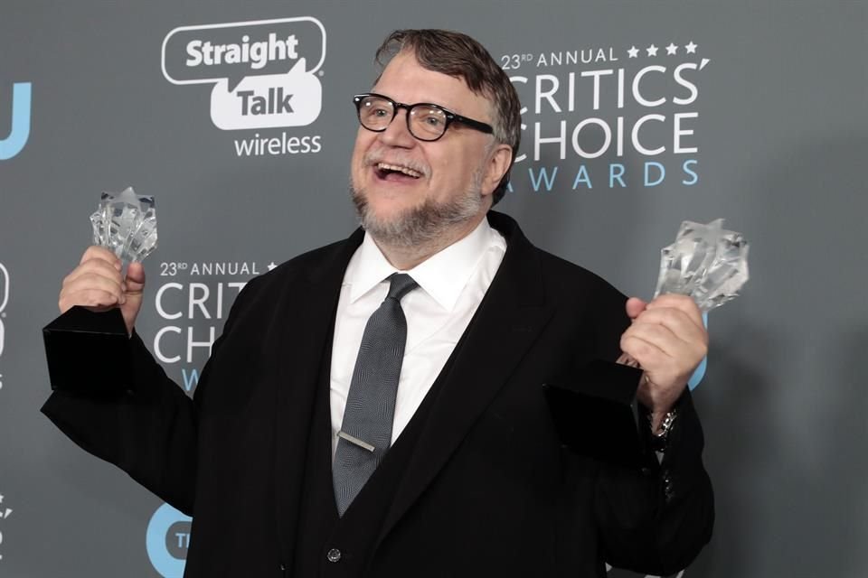 Guillermo del Toro trabajará películas animadas de DreamWorks Animation.