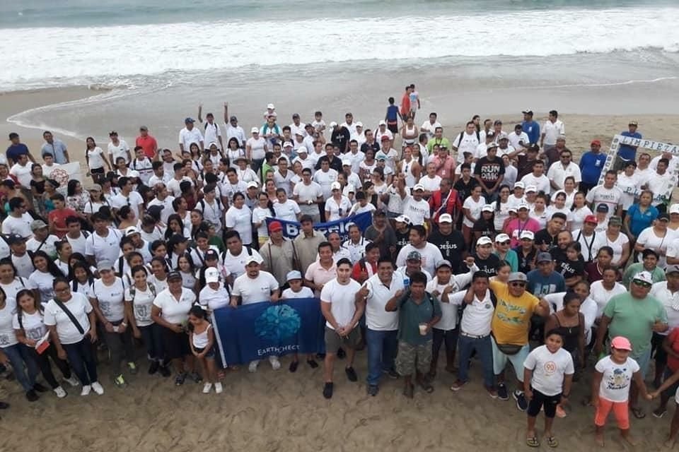 En Ixtapa Zihuatanejo participaron más de mil 300 voluntarios.