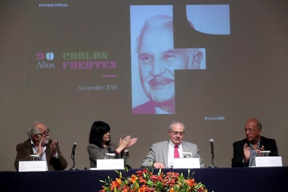 El homenaje se llevó a cabo en la Sala Manuel M. Ponce.