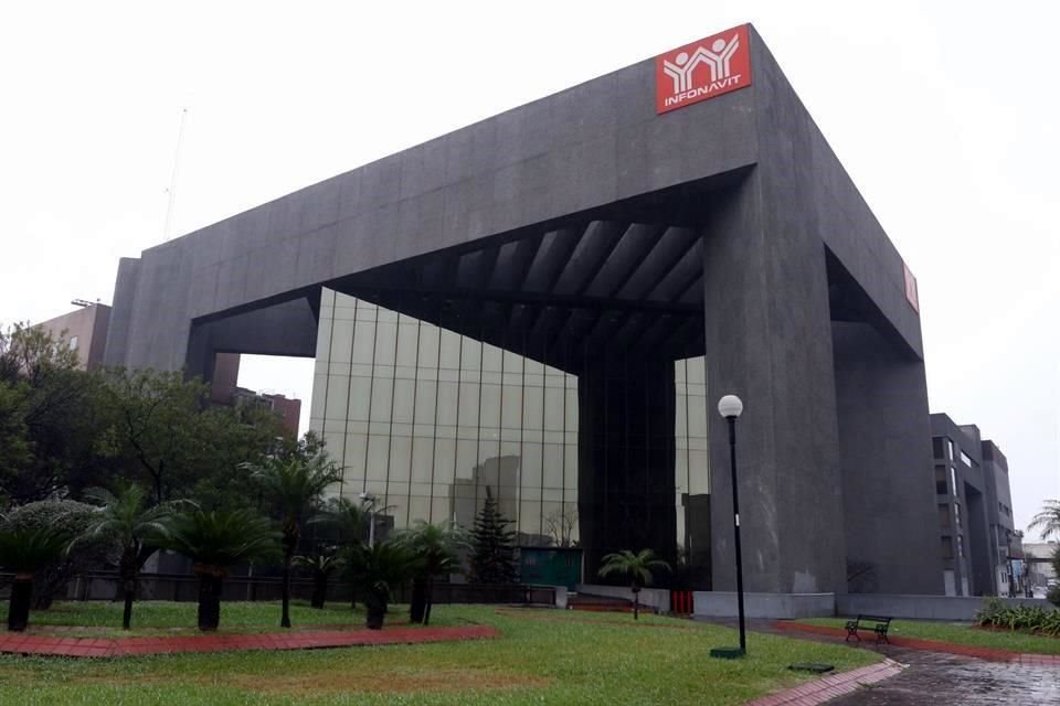 'El Presidente está opinando de cosas que no entiende, que no sabe, cosas que se le quedaron en la memoria hace mucho tiempo', indicó Fernando Soto-Hay.