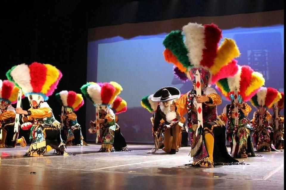 El documental 'Guerreros de la danza' se proyecta en la Cineteca Nacional.