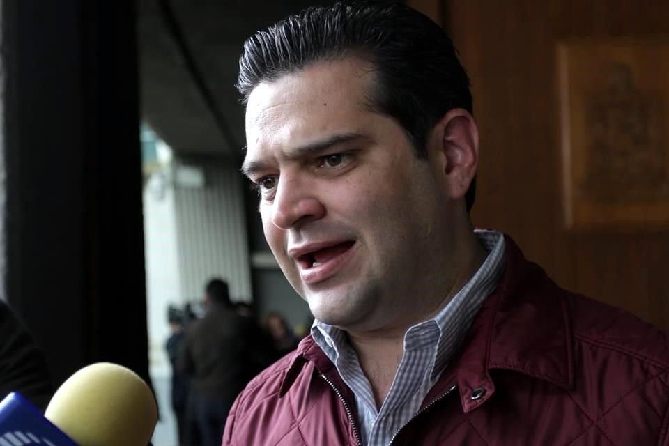 Francisco Cienfuegos, líder de la fracción del PRI en el Congreso.