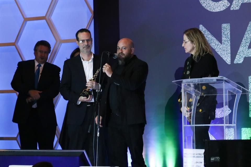 Everardo González fue premiado por su documental 'La Libertad del Diablo'.