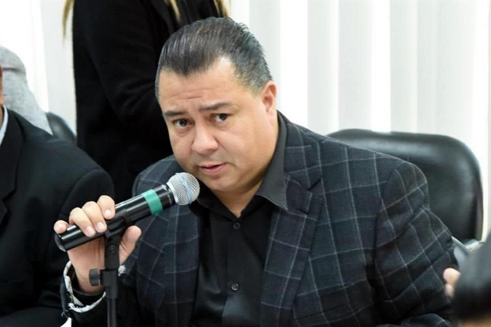 Ramiro González, líder de la bancada del Morena en el Congreso.