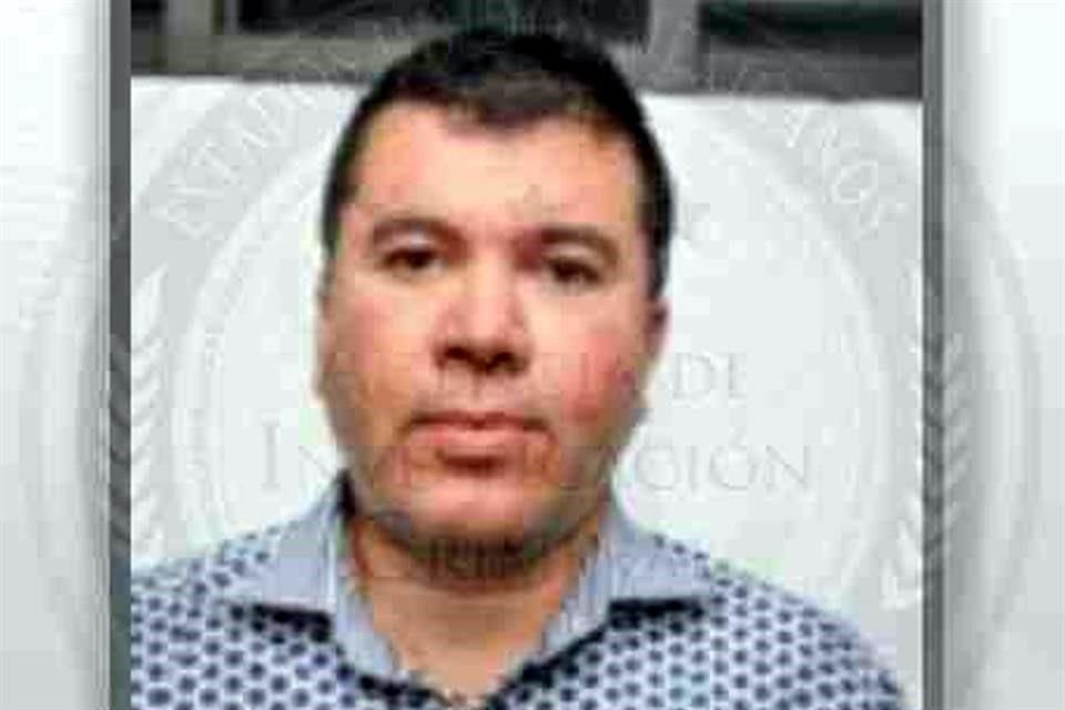 El michoacano fue detenido el 28 de febrero de 2015, en Puerto Vallarta, Jalisco, con base en la orden de detención provisional con fines de extradición, e internado en el Altiplano.