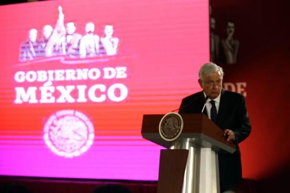 López Obrador en su conferencia de prensa en Palacio Nacional.