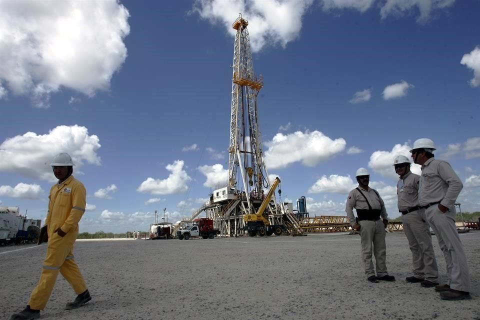 Las reservas probadas de aceite (crudo) cayeron 6.2 por ciento al 1 de enero de 2019.