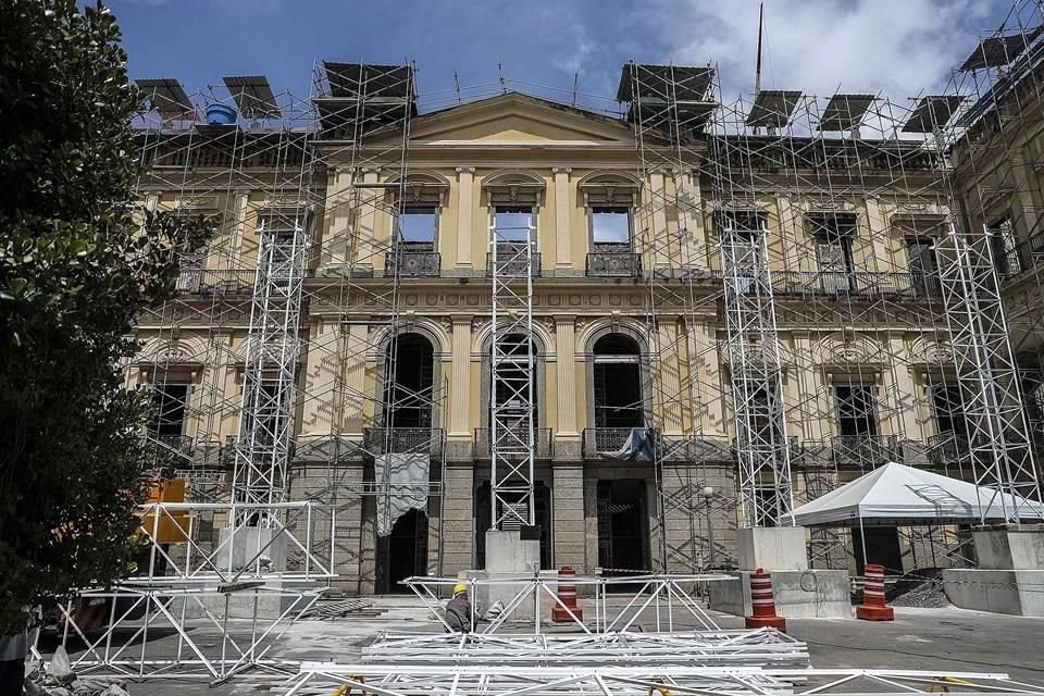 A cinco meses del incendio que arrasó con el Museo Nacional de Brasil, especialistas confían en recuperar más piezas de lo que prevían tras el desastre.