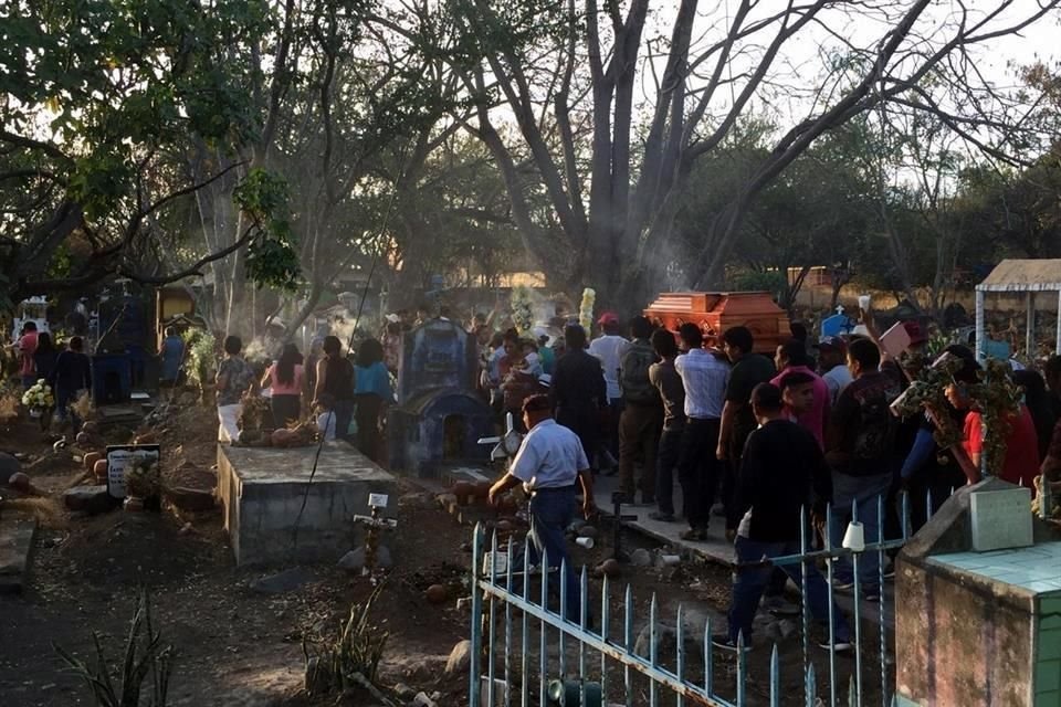 El activista fue sepultado este jueves.