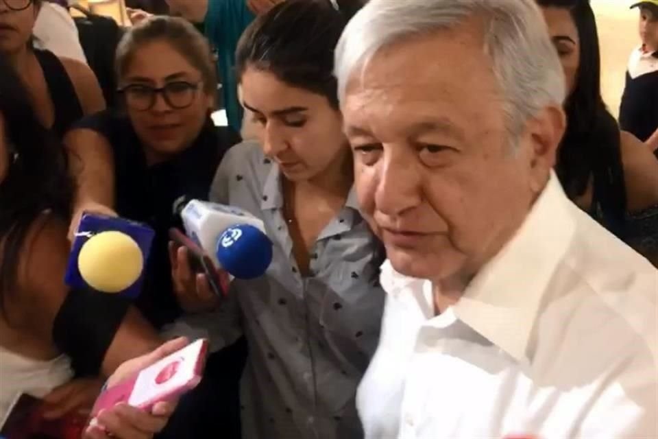 El Mandatario federal culminó una gira por Jalisco.