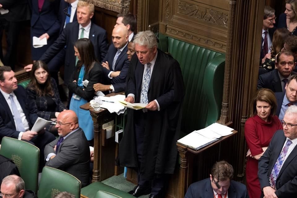 Bercow citó una convención que se remonta a principios del siglo XVII por la cual los diputados no pueden someter a votación más de una vez la misma cuestión en un único curso parlamentario.