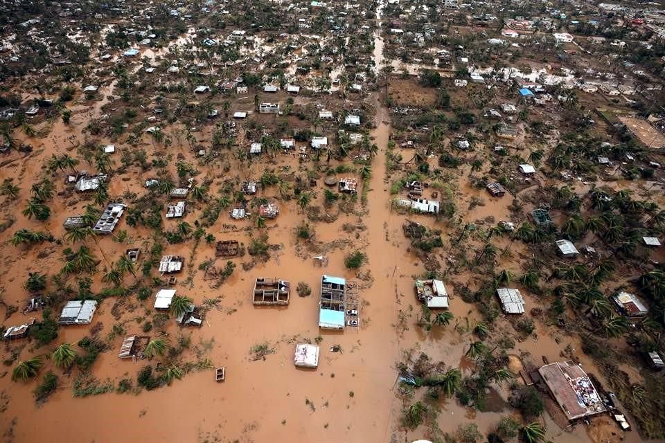 Más de 700 personas han muerto y 3 millones quedaron damnificados por el paso del ciclón Idai por Mozambique, Zimbabwe y Malawi.