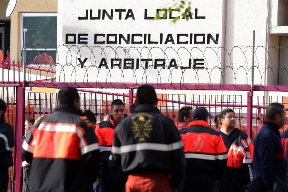 Pese que desde 2012 deberan estar digitalizados, nmero de contratos colectivos en Pas es desconocido porque no han ordenado estadstica.