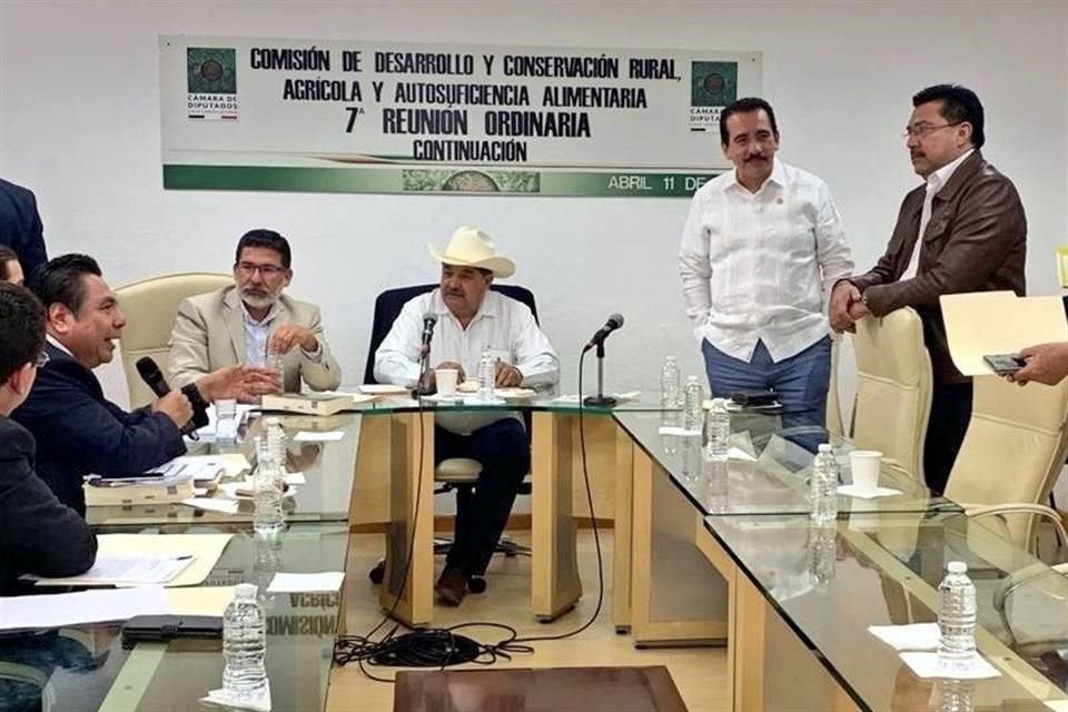 El secretario de la Comisión de Desarrollo y Conservación Rural, Agrícola y Autosuficiencia Alimentaria de la Cámara de Diputados, indicó que estos recursos han sido negados a productores.