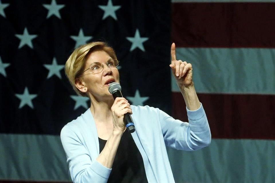 La senadora demócrata Elizabeth Warren pidió a la Cámara baja de iniciar un juicio político contra Trump, luego de revelarse reporte Mueller