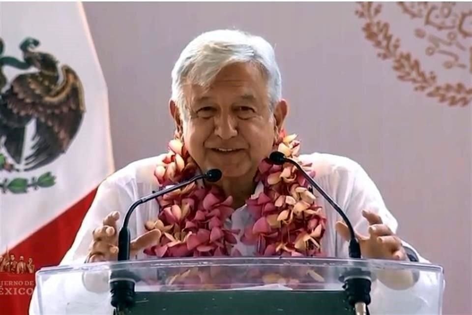 El Presidente en su acto de este domingo en Juchitán.