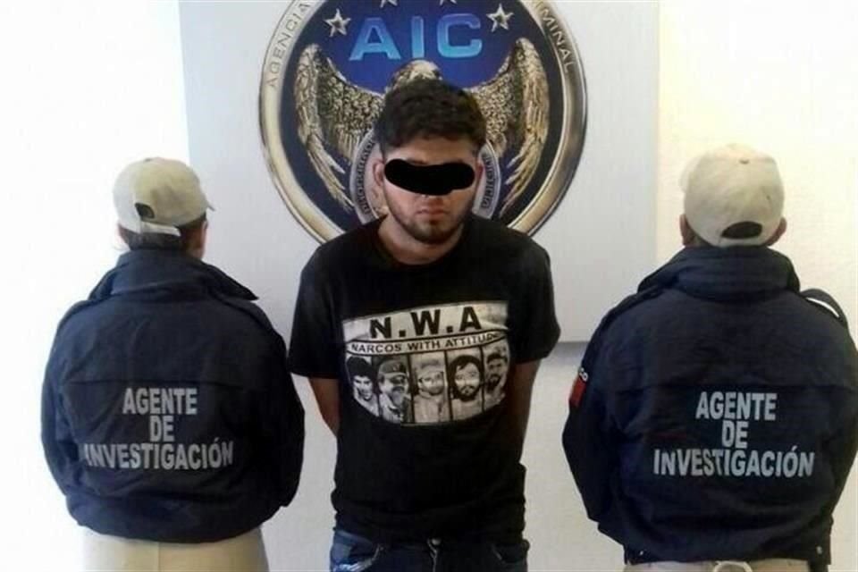 'El Titi', junto con Alfonso 'N', 'El Indio', y Paola 'N', fue detenido el pasado 21 de abril tras un operativo que realizaron elementos ministeriales de Guanajuato.