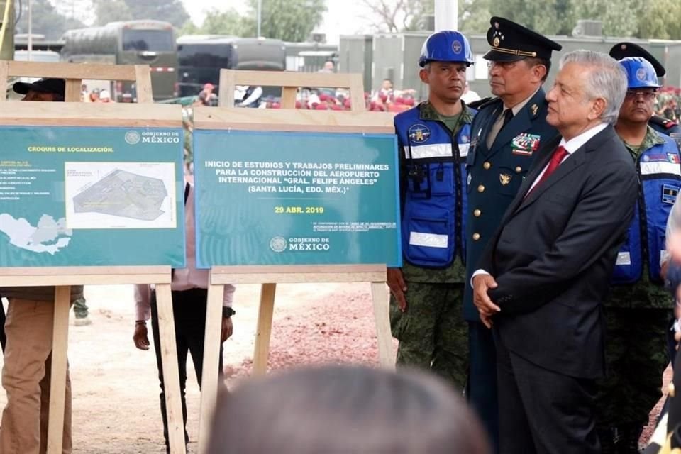 El general a cargo del proyecto, Gustavo Vallejo, informó al Presidente Andrés Manuel López Obrador que la manifestación de impacto ambiental la realizó el Instituto de Ingeniería de la UNAM.