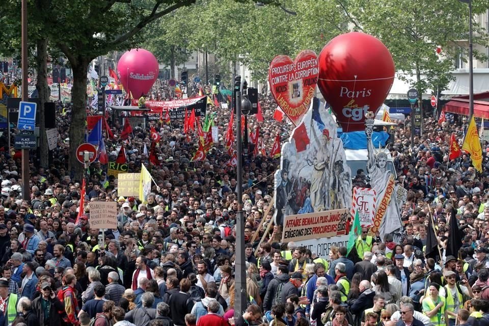 Miembros de sindicatos franceses salieron a las calles.