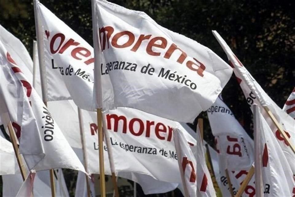 A partir de mañana, Morena ordenó suspender la promoción de sus 'corcholatitas' en las nueve entidades que renovarán gubernatura en 2024.