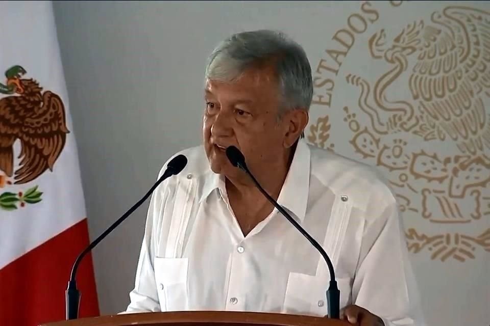 El Presidente López Obrador encabezó la entrega de programas integrales del bienestar en San Juan Sabinas, Coahuila.