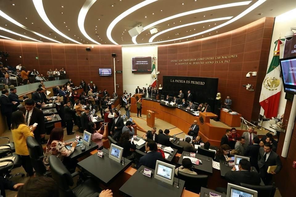 Sesión de la Comisión Permanente del Congreso de la Unión.