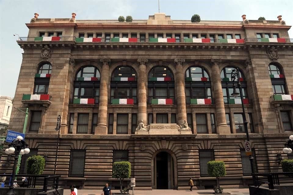 Ayer, el Banxico redujo de 4.25 a 4 por ciento la tasa de interés de referencia.