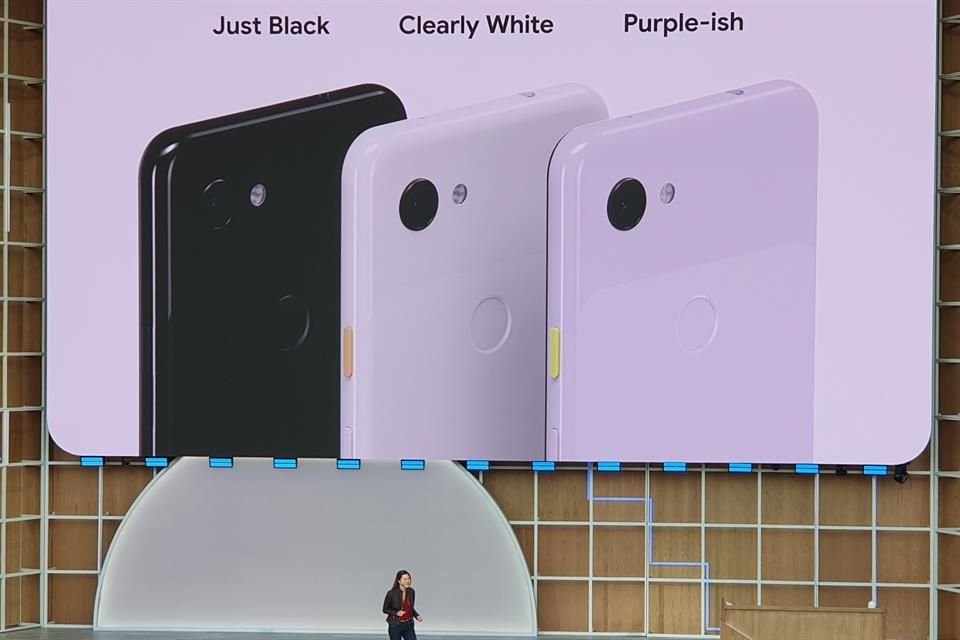 Los nuevos Pixel 3a  y Pixel 3a XL estarán disponibles en tres colores: blanco, morado y negro.