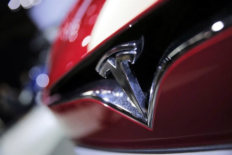 Hacia el mediodía de este lunes, las acciones de Tesla ya habían perdido más de 4 por ciento.