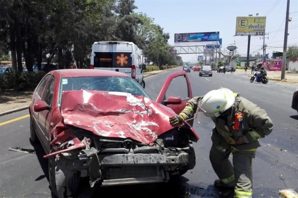 El accidente múltiple en Carretera a Chapala impactó indirectamente en 14 vuelos del Aeropuerto Internacional de Guadalajara.