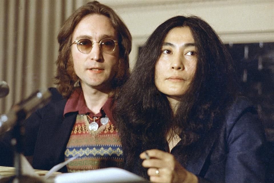 La prenda fue utilizada por John Lennon y Yoko Ono durante una visita al ex esposo de la artista.